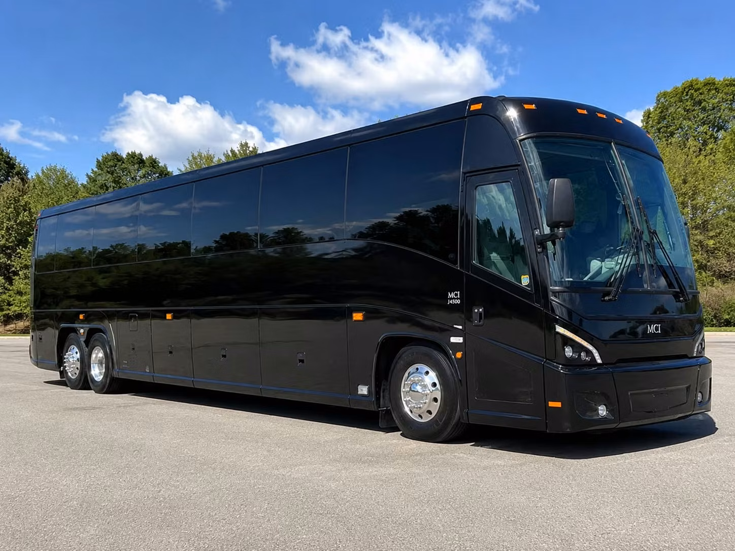 charter buses to the california museum of photography and arts district in riverside