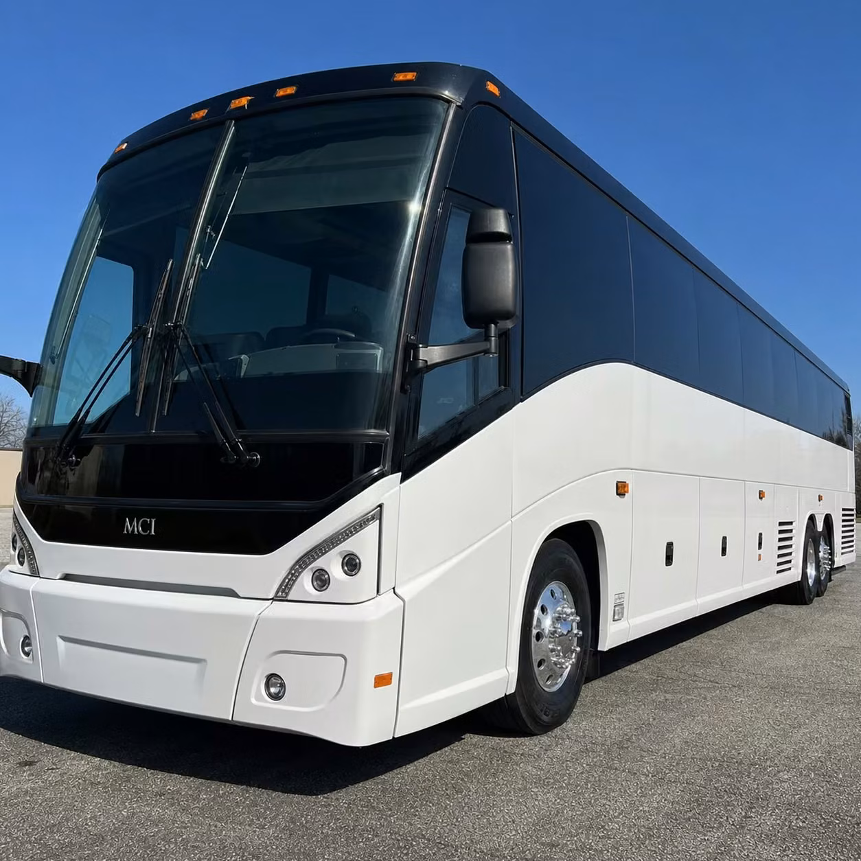 corporate airport shuttles in riverside keep your team moving on schedule